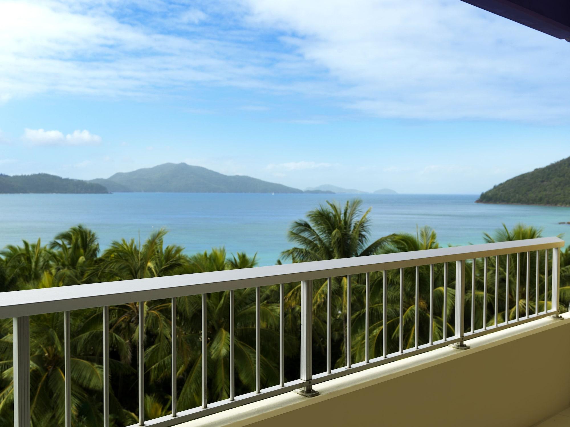 Reef View Hotel Хамилтън Айлънд Екстериор снимка